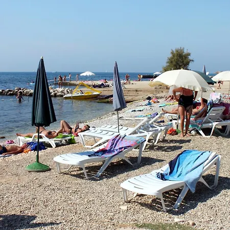 Apartment With Parking Space Kosinozici, - 23146 Porec