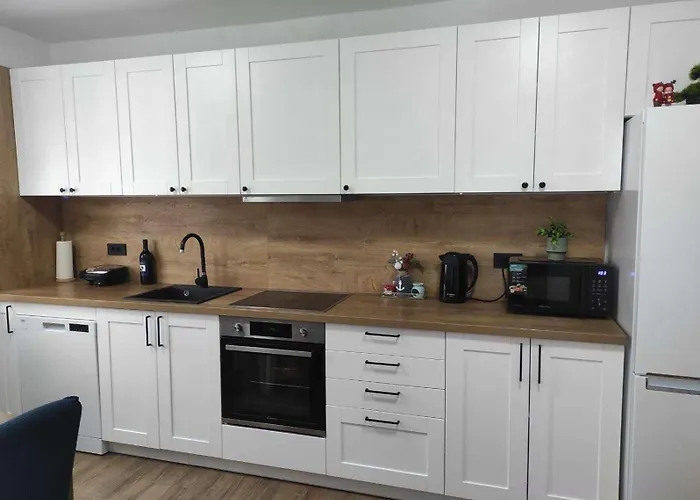 With Parking Space Kosinozici, - 23146 Apartment *